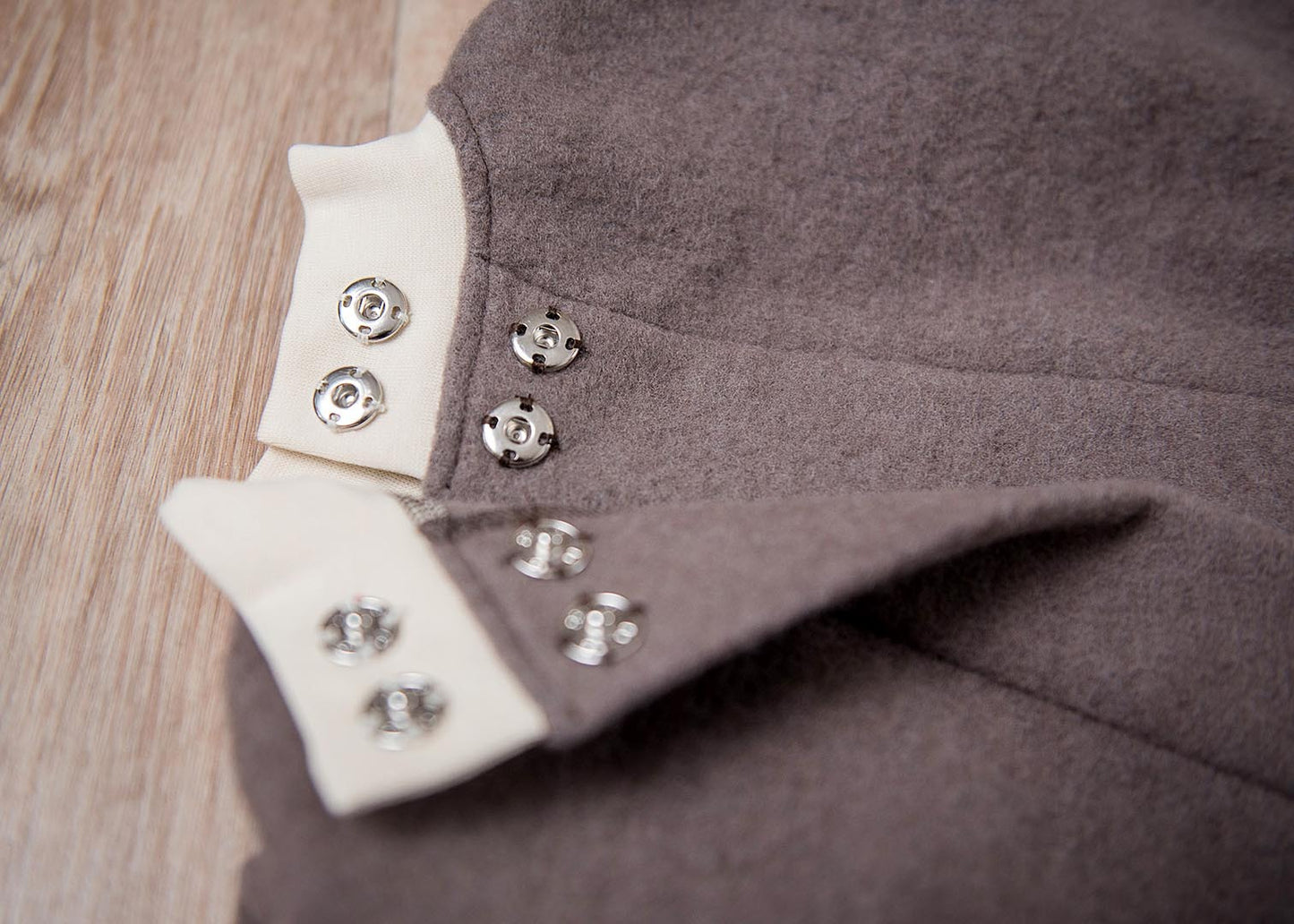 Ärmeldecke aus Merino