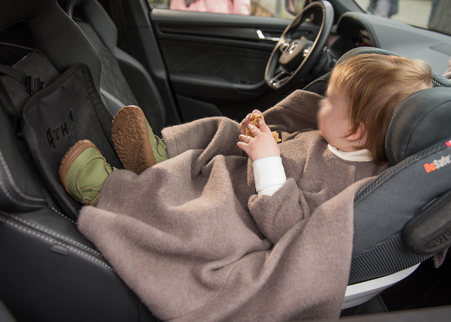 Ärmeldecke aus Merino